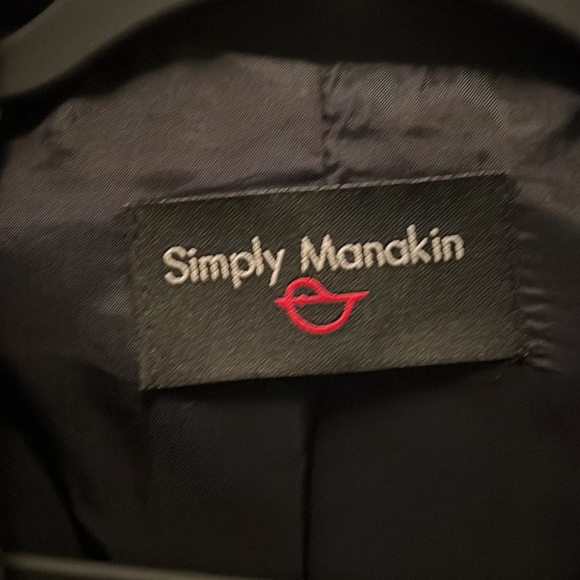 Simple Black Blazer - Picture 3 of 6